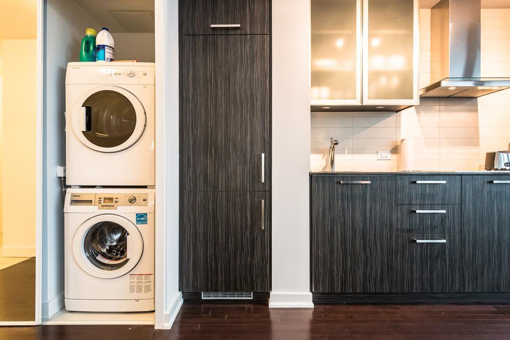 Downtown Luxury Lakeview Condo 多伦多 客房 照片